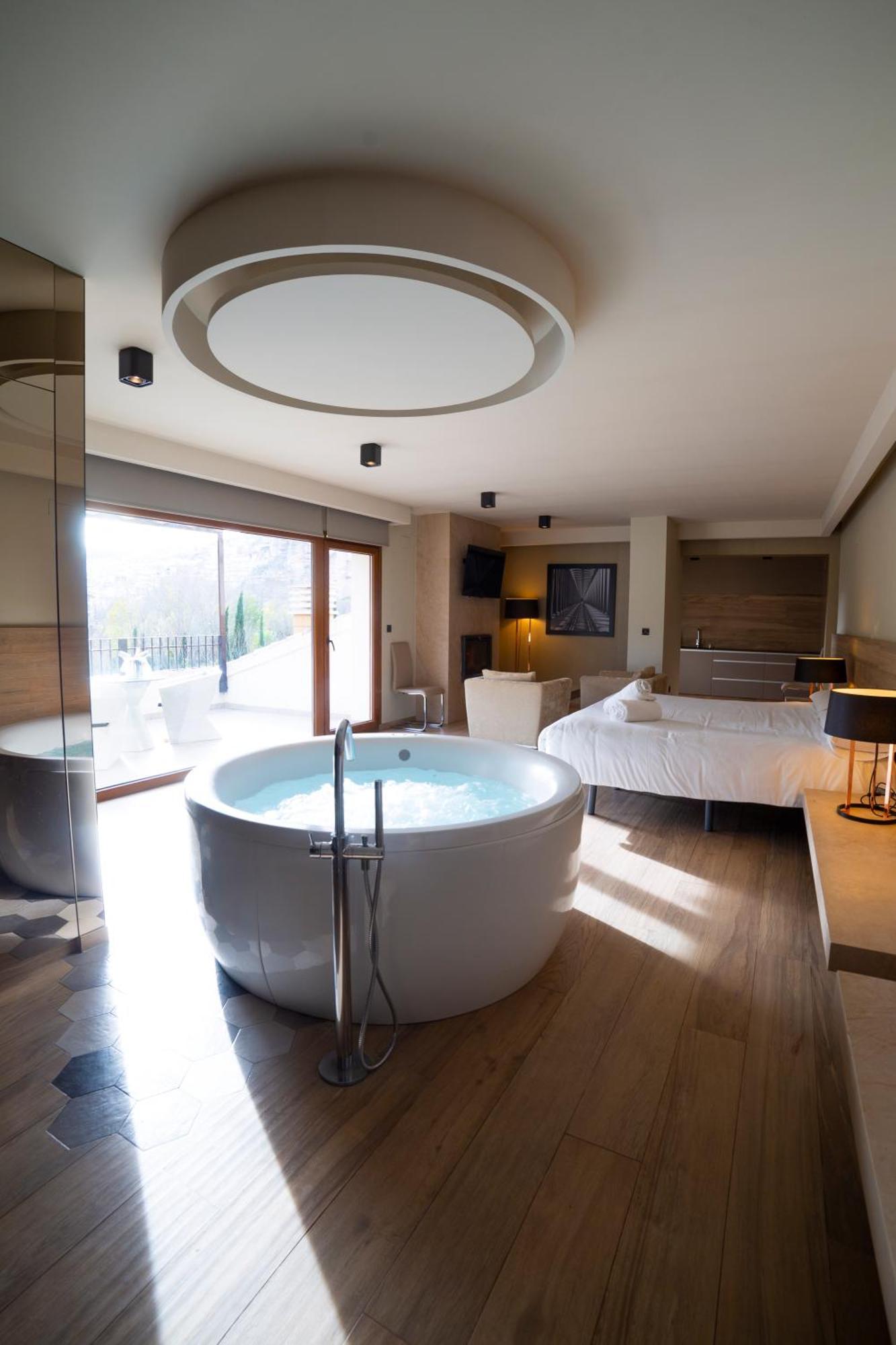 Suites Finca Los Olivos Alcala del Jucar Pokoj fotografie