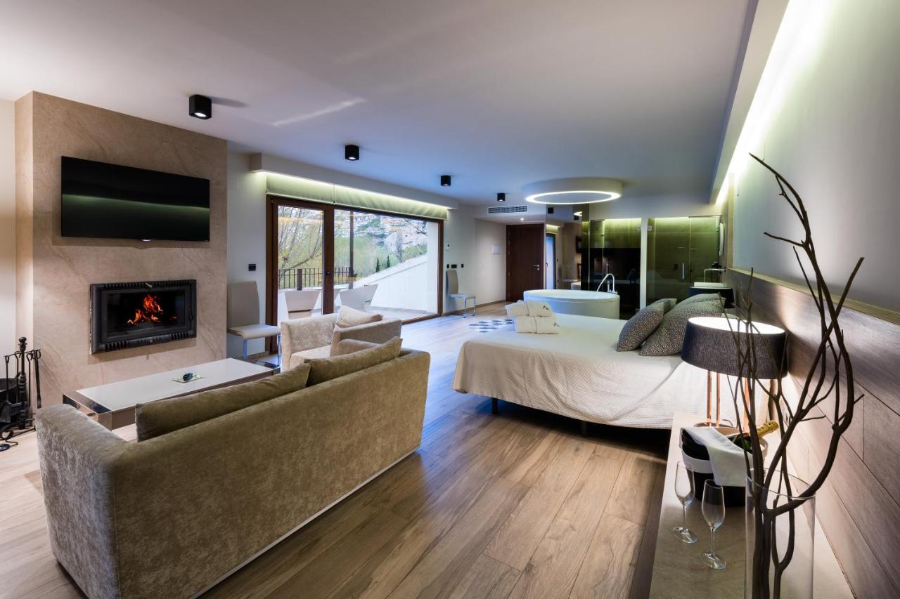 Suites Finca Los Olivos Alcala del Jucar Exteriér fotografie